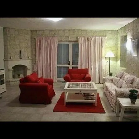 Izmir Alacatida Lueks Kiralik Cesme