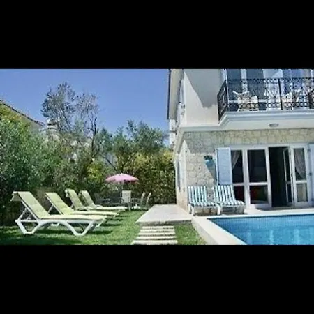 Villa Izmir Alacatida Lueks Kiralik Cesme